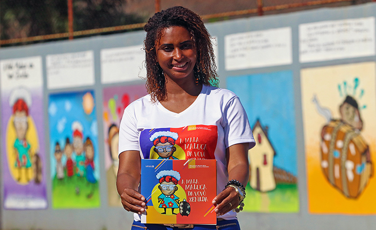 Alfabetizadora premiada, Ellen vive a educação como prática da liberdade 2 ellen02