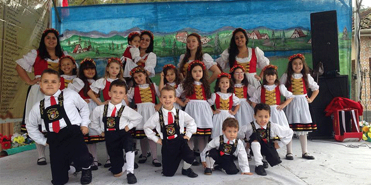 festa alema grupo Schmetterling