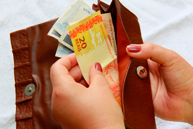 Governo descumpre divulgação do pagamento do 13º 1 salário