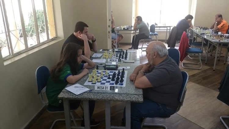 Juiz-foranos estão na semifinal do Brasileiro de Xadrez 1