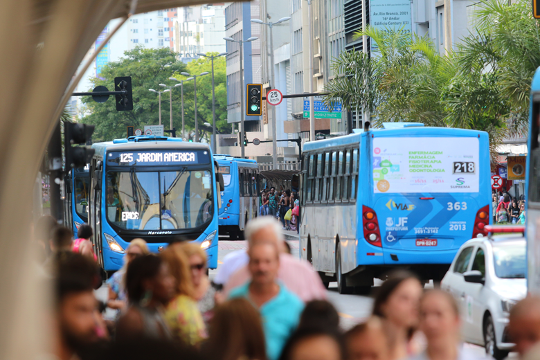 Passagem de ônibus sobe para R$ 3,35 a partir de segunda-feira 2 ônibuspriamo