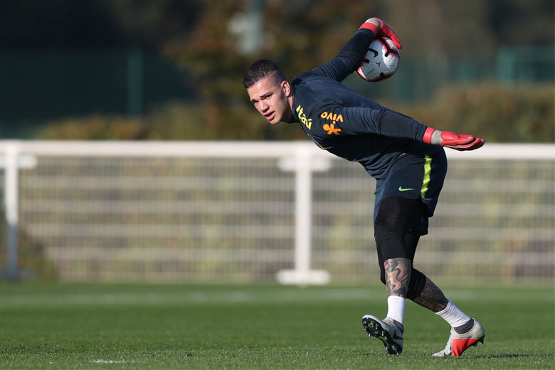 Seleção terá choque térmico e cartilha a seguir na Arábia 1 Ederson-Seleção-Brasileira