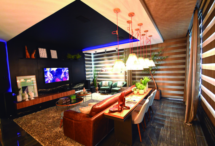 HOME CINE