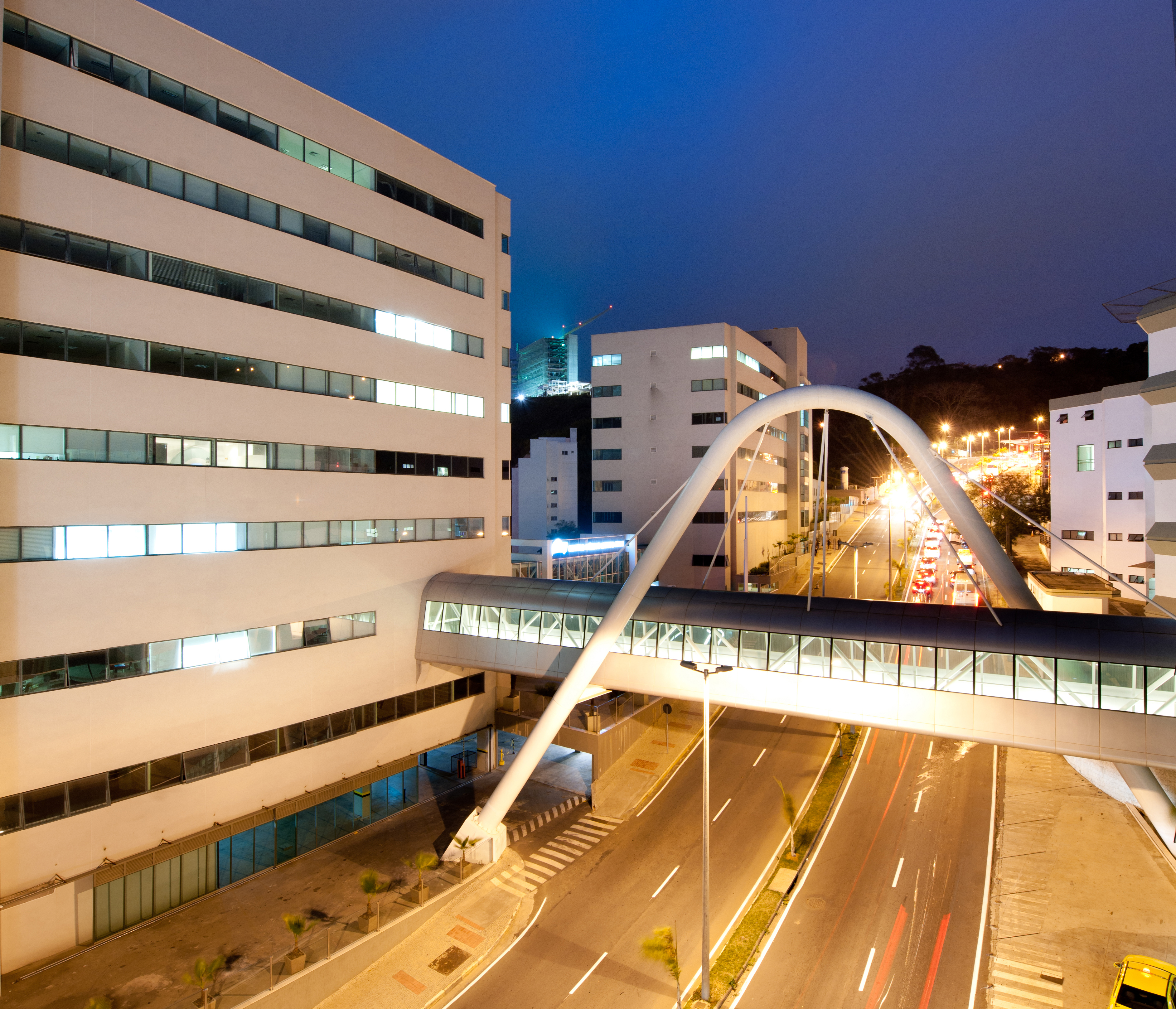 Novo centro de oncologia: proposta é abordagem sistêmica do câncer 16 KM2 2152 MEDIO