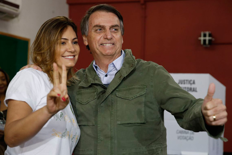 Eleição é encerrada de forma tranquila em Juiz de Fora 13 bolsonaro vota by Tânia Regô Agência Brasil