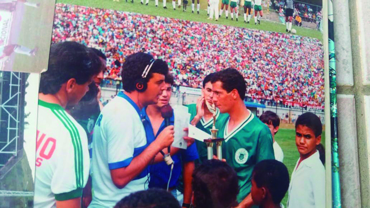 Tribuna inicia série sobre os 30 anos do Mário Helênio 2 esp Ronaldo do Sport entrevistado no jogo inaugural