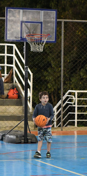 Ensino de basquete para crianças promove inclusão 2 esp mini basquete henrique gigante e1540061000203
