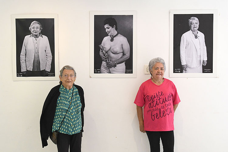 exposicao-cancer-de-mama-by-marcelo-3 exposicao-cancer-de-mama-by-marcelo-3