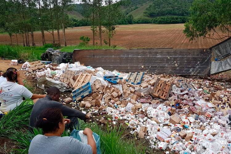 Motorista morre em acidente na BR-267 1 leo acidente 267