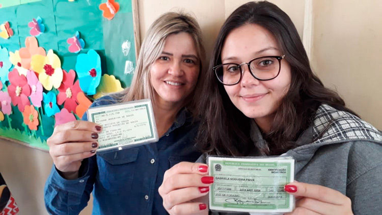 mãe e filha iee