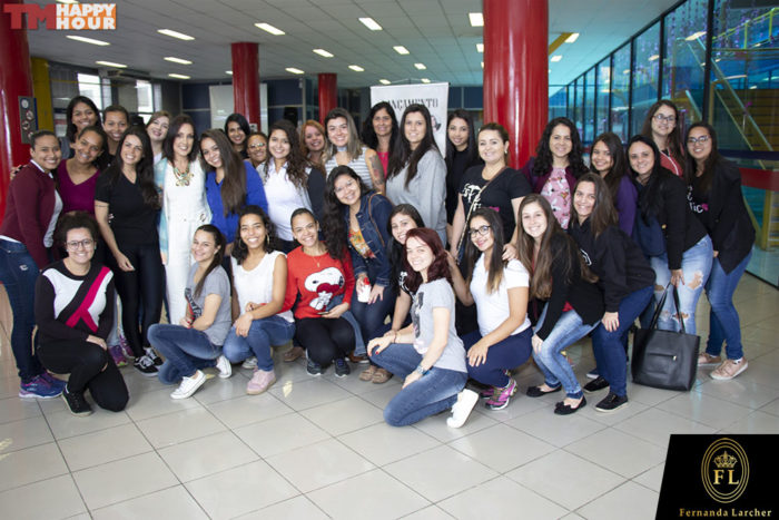 Lançamento do Livro Manual de Sobrancelhas por Fernanda Larcher 25 tmhappyhour IMG 9673