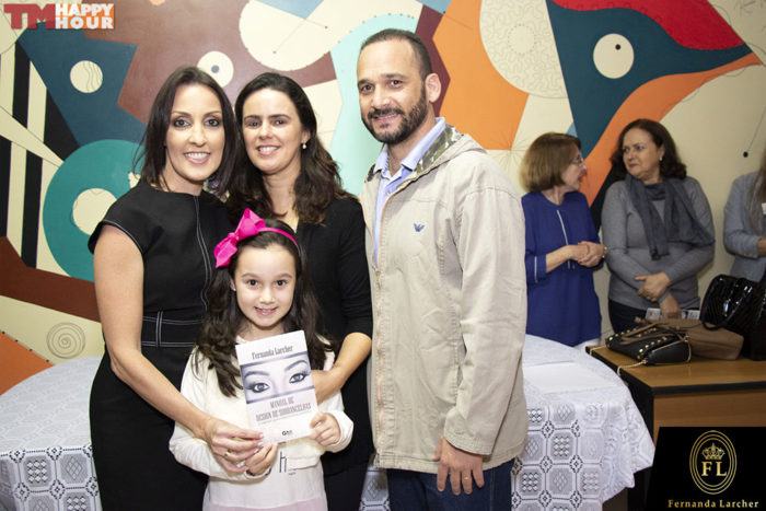 Lançamento do Livro Manual de Sobrancelhas por Fernanda Larcher 103 tmhappyhour IMG 9965