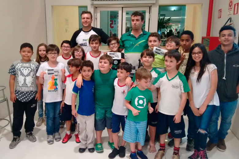 Superliga de xadrez reúne melhores atletas no Clube Cascatinha 1 xadrez divulgação 2