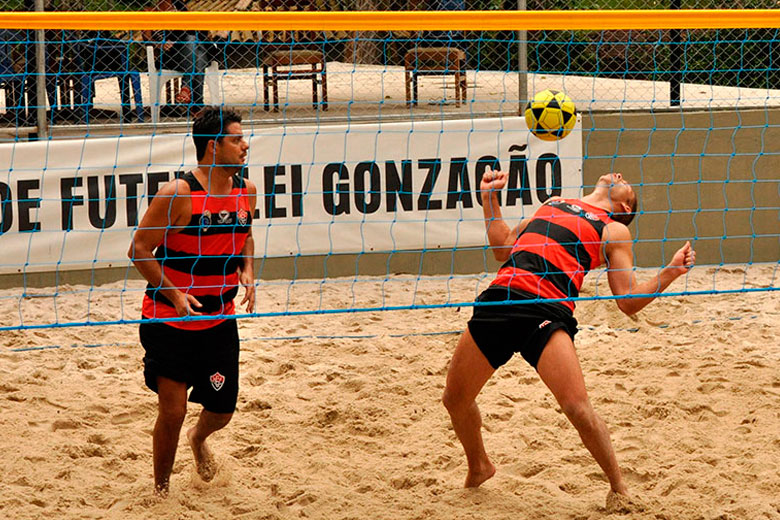 Vitória fecha primeiro mês na liderança do Brasileirão do Gonzagão 1 Vitória-Gonzagão-Futevôlei