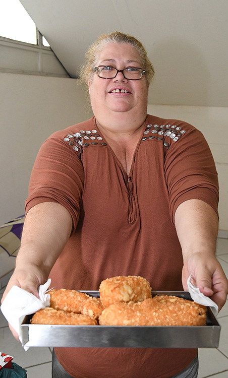 Doces e salgados de Lúcia: o sabor por trás dos casos policiais 2 lucia02