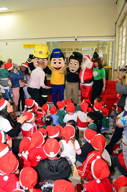 Chegada do Papai Noel movimenta a agência central dos Correios 1 papai noel dos correios olavo 3