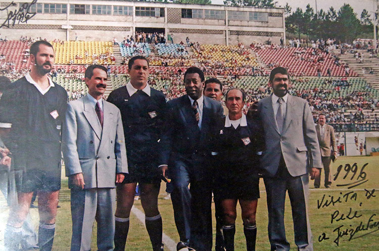 Fotógrafo Jairo de Souza conta, através de suas fotos, grande parte dos 30 anos do Municipal 3 pele jairo de souza