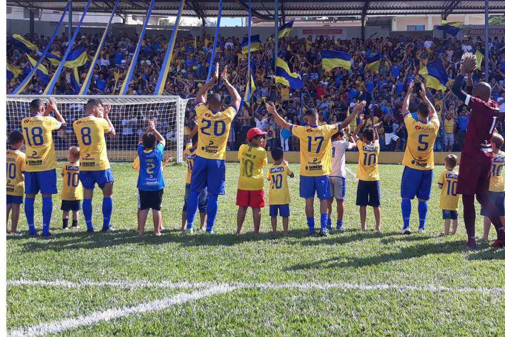 Spartano vira febre e une a cidade de Rodeiro 5 esp jogadores spartano para capadivulgação spartano