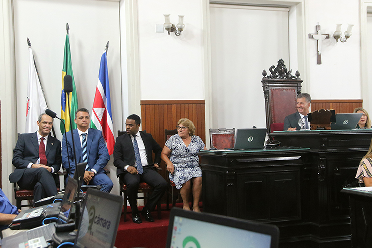 Com Pardal na presidência, nova Mesa Diretora na Câmara Municipal toma posse 1 pol camara