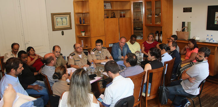 Força-tarefa quer coibir eventos de carnaval clandestinos 1 404