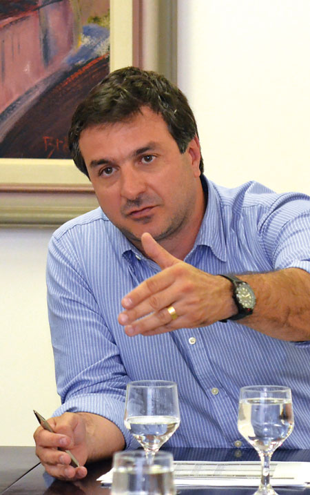 Fúlvio OLAVO PRAZERES