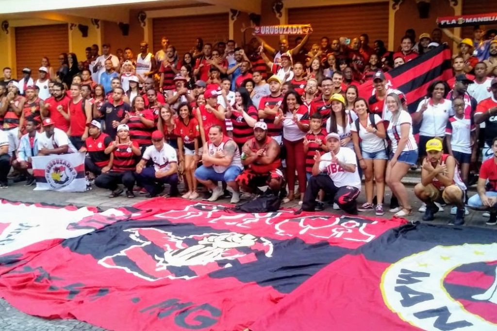 Torcedores do Flamengo em JF fazem homenagem às vítimas do CT 2 IMG 20190209 WA01403