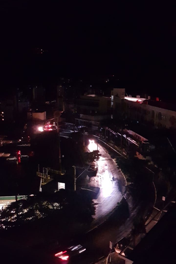 Tempestade deixa toda Juiz de Fora sem energia 1 IMG 20190225 WA02162