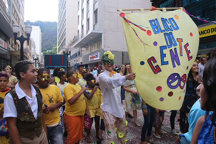 bloco-do-gente-by-fernando-priamo-4 bloco-do-gente-by-fernando-priamo-4