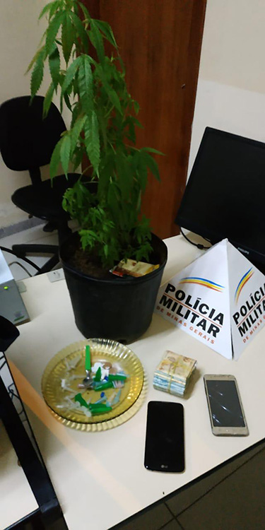 Funcionária é suspeita de simular roubo de R$ 10 mil 1 crime barbacena