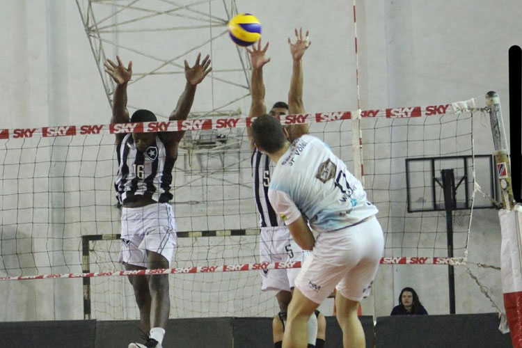 JF Vôlei estreia em casa na Superliga B contra o Lavras 1 esp JF Vôlei William Kerber foto Caroline Delgado JF Vôlei
