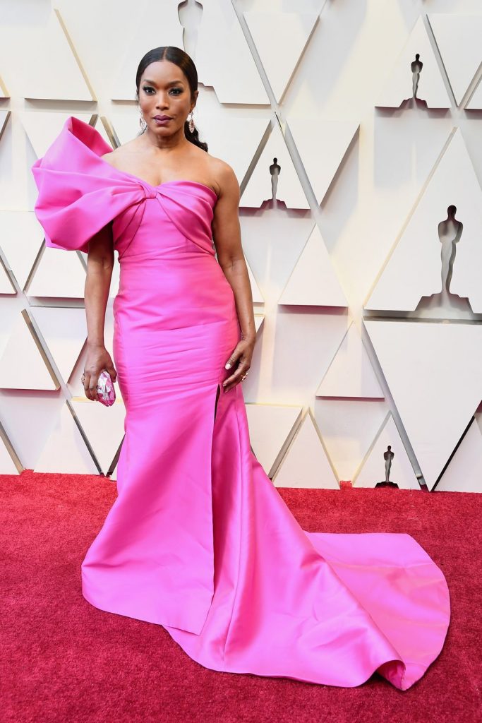 Melhores vestidos do Oscar 2019: confira quem arrasou no tapete vermelho 12 melhores vestidos do Oscar 2019 12
