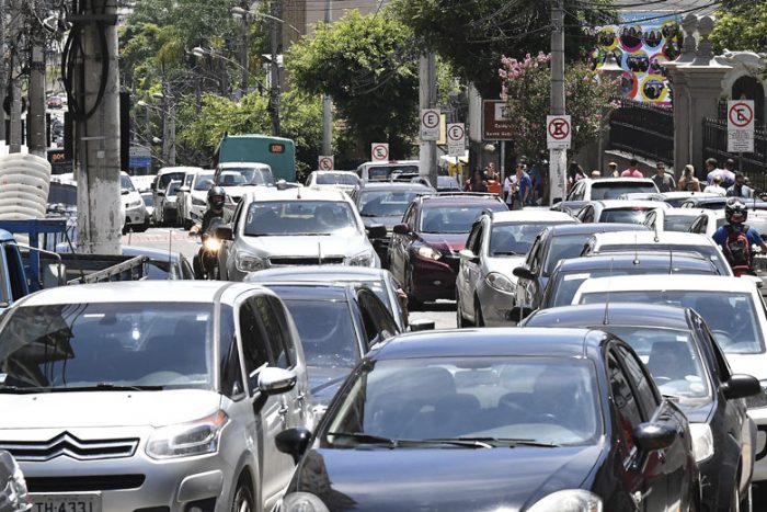 Sobrecarga no trânsito leva risco à Andradas 1 Andradas destacada