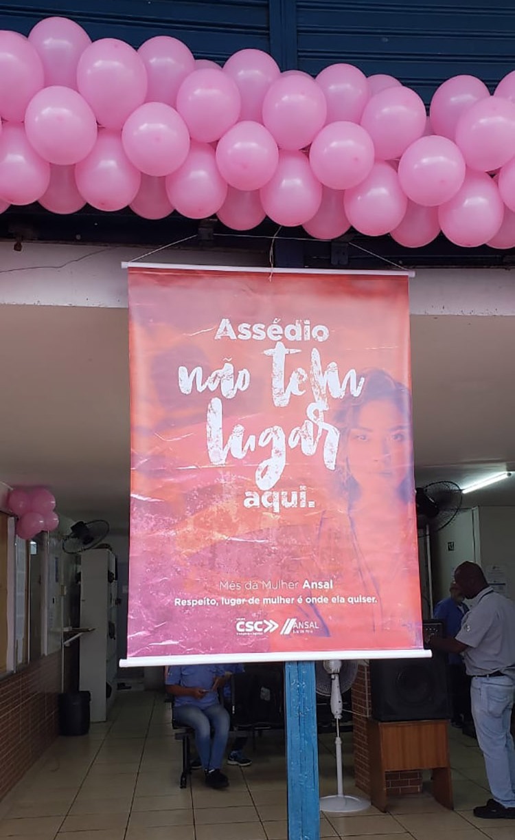 Empresa de ônibus promove ação de conscientização contra assédio 1 campanha assédio1