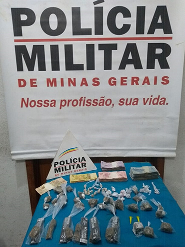 PM encontra cocaína enterrada dentro de tambor 2 droga PM2