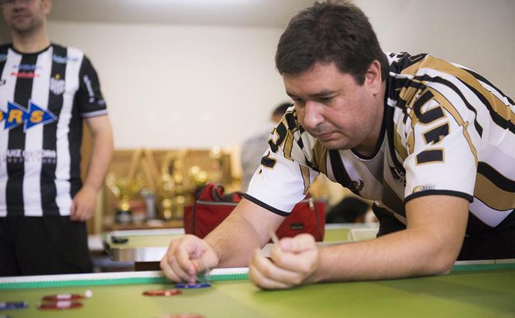 Tupi sedia 29ª Campeonato Mineiro de Futebol de Mesa de Equipes 1 esp futebol de mesa Leonardo Stumpf Tupi foto Rafael Pena interna