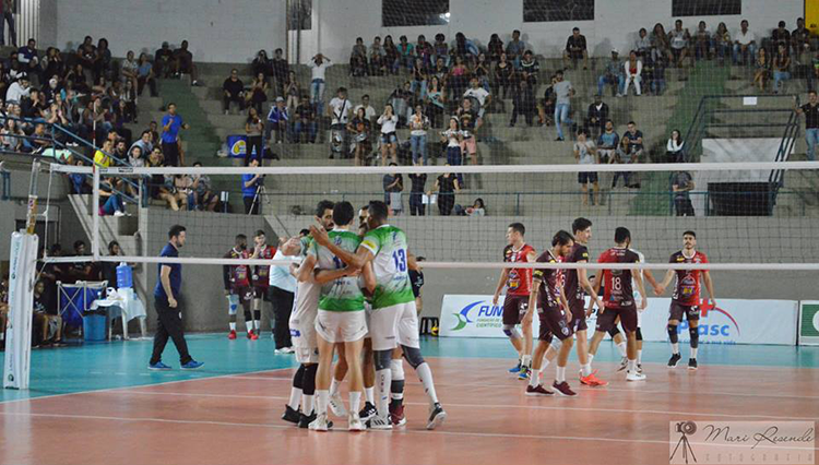 Após 38/36 em set, JF Vôlei é eliminado da Superliga B pelo Lavras 1 jf volei mari resende