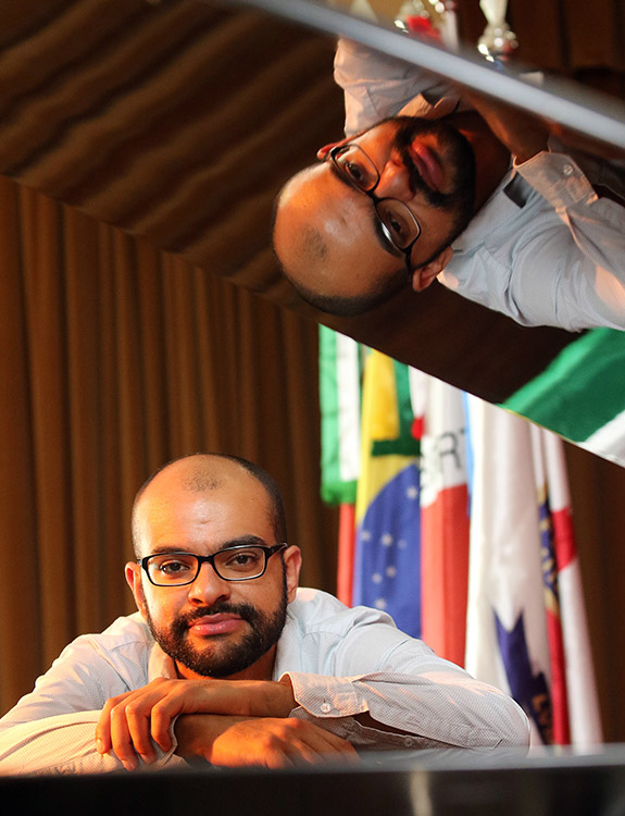 O concerto de dedicação do pianista Moisés Mattos 3 moises03
