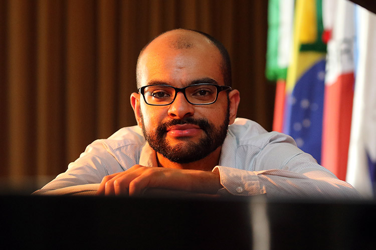 O concerto de dedicação do pianista Moisés Mattos 5 moises05