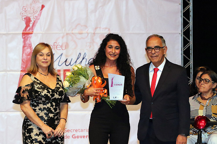 Personalidades são homenageadas com Troféu Mulher Cidadã 1 suzana fernando priamo1