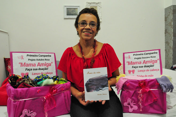 Campanha recolhe lenços de cabelo e toalhas para pacientes com câncer 2 Denise Barros interna 2