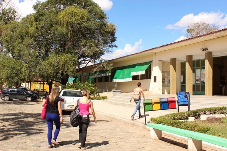 IF Sudeste de Rio Pomba abre inscrições para curso de Direito 1 IF Sudeste Rio Pomba Divulgação Facebook e1554936389766