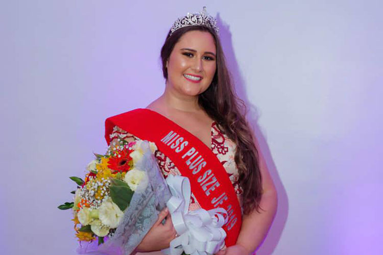 Miss Plus Size Juiz de Fora, Júlia Porto concorre a etapa estadual em julho 4 Miss Júlia Porto Foto Studio Imperial 3.jpg destacada