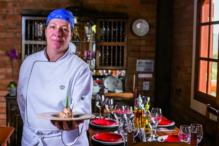 chef ana paula esteves crédito Leonardo Guimarães e1555102542664