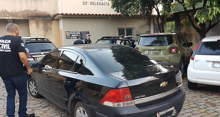 Investigador e dois despachantes são presos pela Polícia Civil 1 civi internal