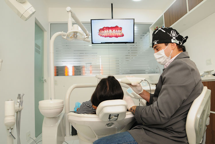 Odontologia digital: mais conforto na busca por um sorriso perfeito 2 doutor renan reboucas