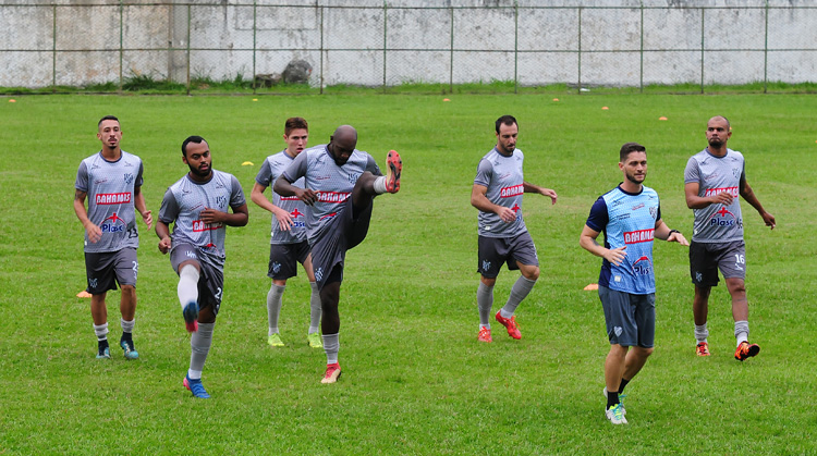 Tupi empata em 1x1 com a equipe sub-20 em coletivo 1 esp Tupi foto Marcelo Ribeiro interna