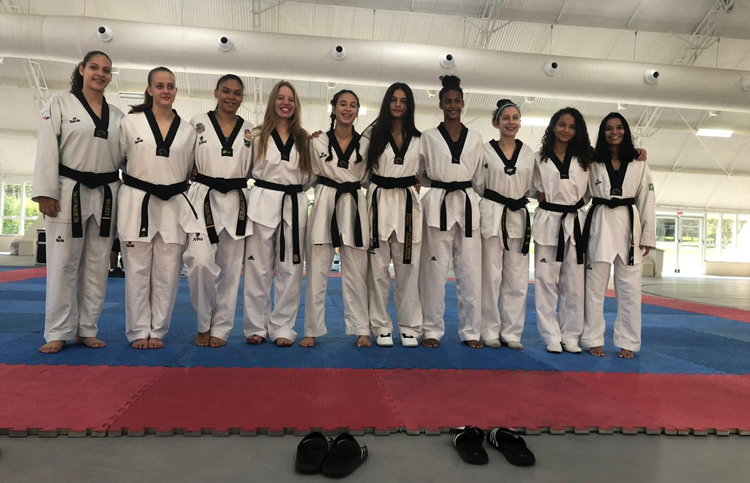 Danielly Vitória participa de training camp com a Seleção Brasileira 3 esp taekwondo seleção equipe feminina foto arquivo pessoal
