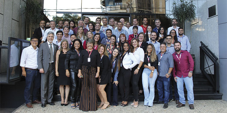 Universidade RE/MAX: conhecimento para realizar os melhores negócios 1 equipe