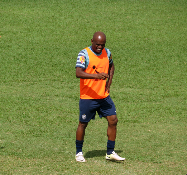 Apresentado oficialmente, Ademilson se diz em casa e participa de rachão 1 esp Tupi Ademilson foto Bruno Kaehler interna