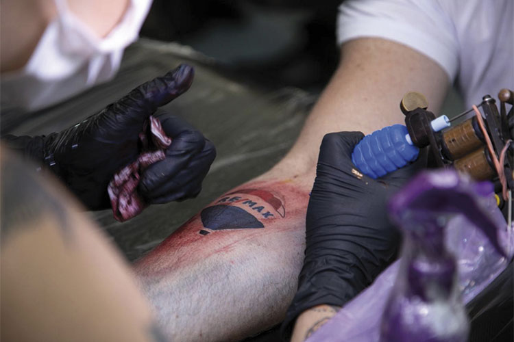 fazendo-a-tatuagerm fazendo-a-tatuagerm